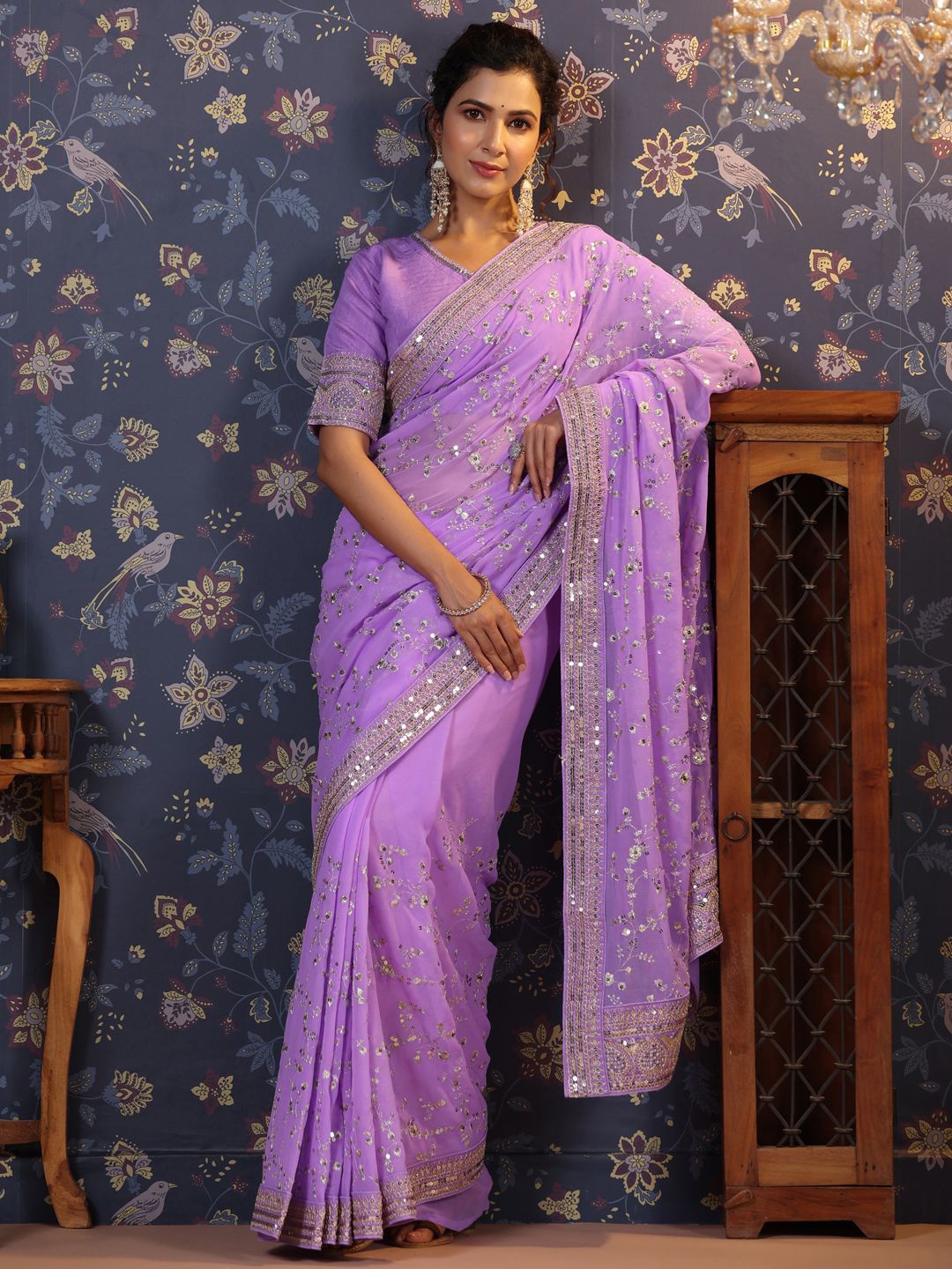 

House of Pataudi Sequinned Embellished Saree With Blouse Piece, Lavender