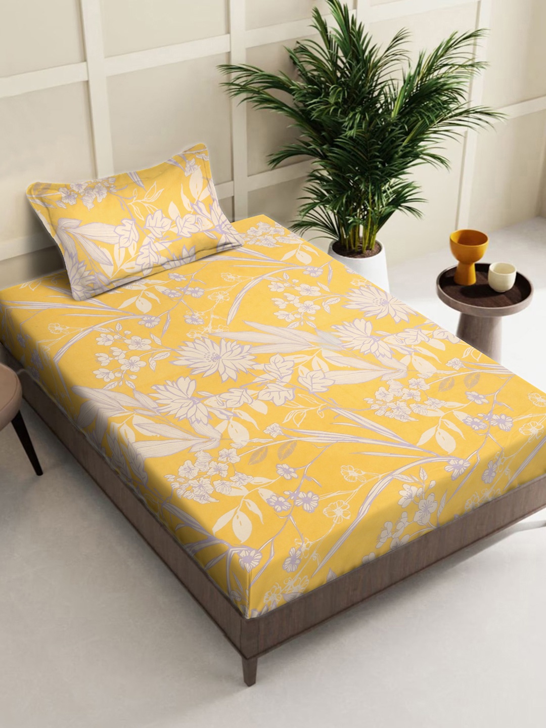 

FABINALIV Yellow & White Floral Printed 300 TC Single Bedsheet With 1 Pillow Cover