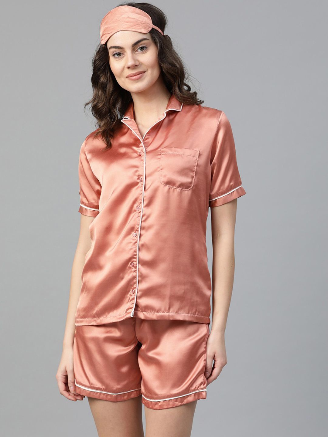 

DRAPE IN VOGUE Lapel Collar Satin Night suit, Peach
