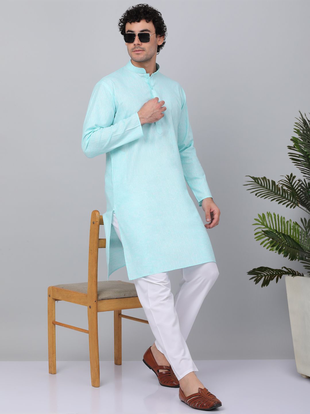 

KRAFT INDIA Mandarin Collar Long Sleeves Straight Kurta, Blue