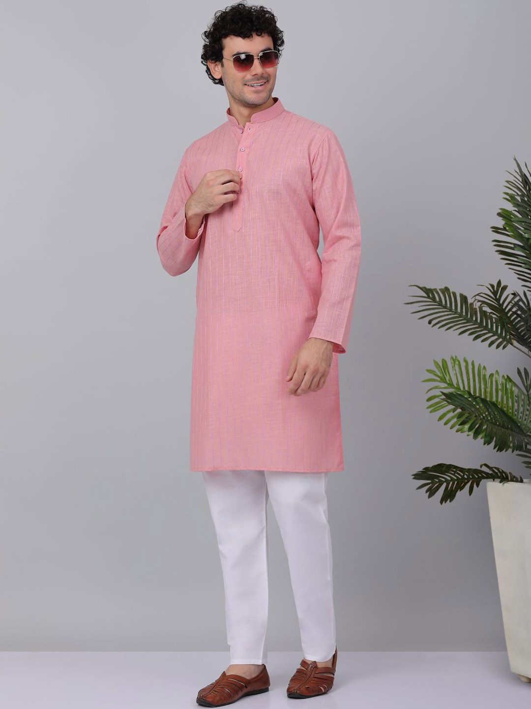 

KRAFT INDIA Striped Thread Work Mandarin Collar Cotton Linen Straight Kurta, Pink