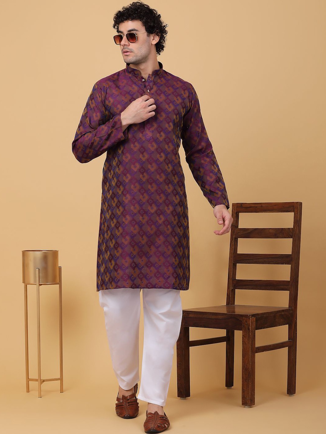 

KRAFT INDIA Ethnic Motifs Woven Design Mandarin Collar Jacquard Straight Kurta, Purple