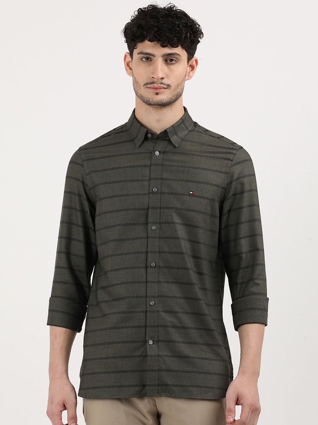 

Tommy Hilfiger Men Horizontal Stripes Opaque Striped Casual Shirt, Olive