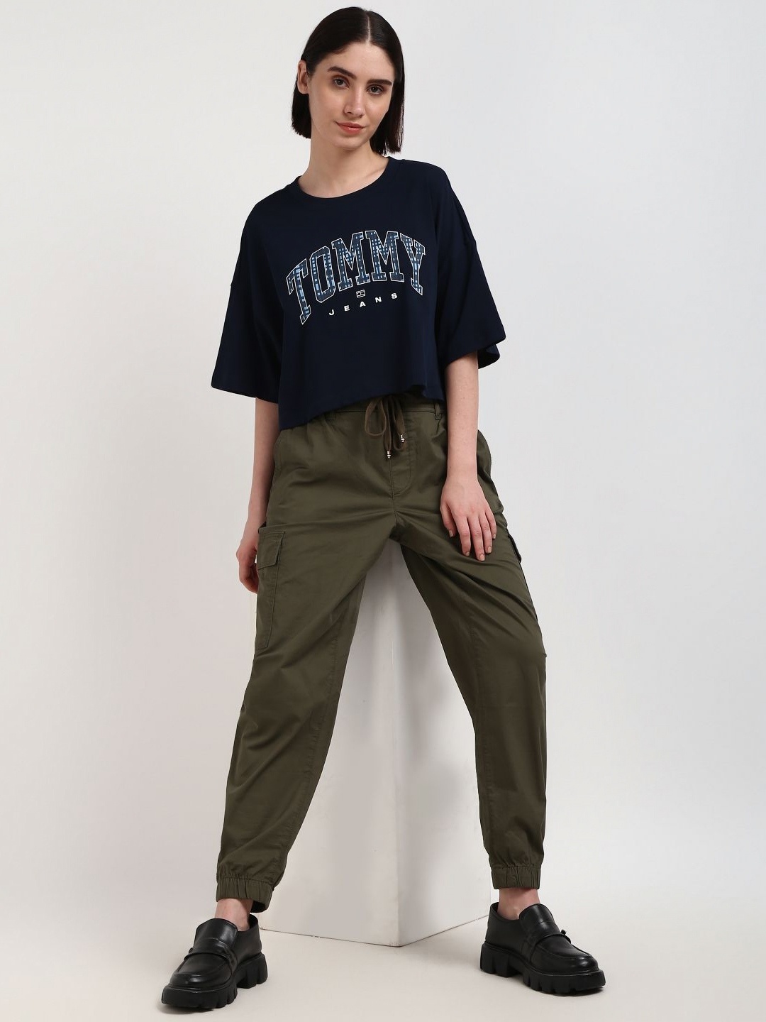 

Tommy Hilfiger Women Printed Round Neck Organic Cotton T-shirt, Blue