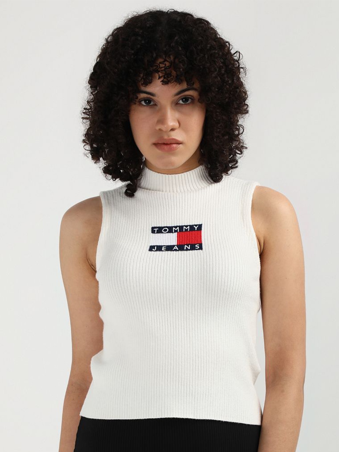 

Tommy Hilfiger Women Sweater Vest with Embroidered Detail, White