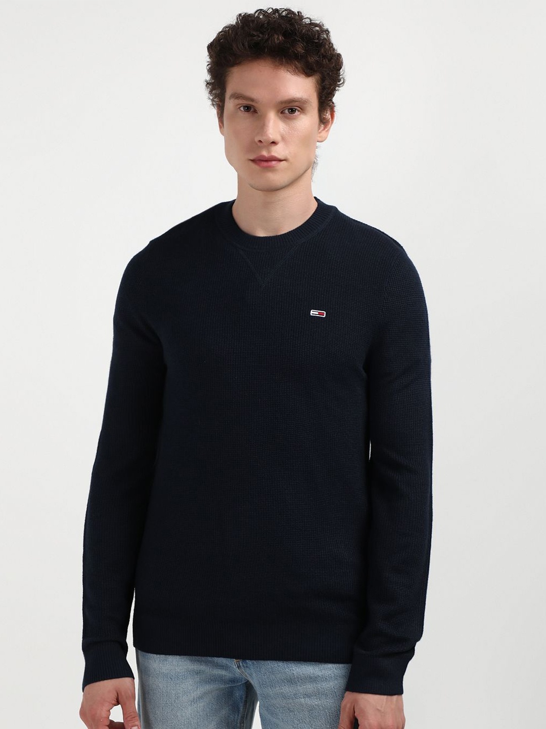 

Tommy Hilfiger Men Solid Long Sleeves Pullover Sweaters, Navy blue