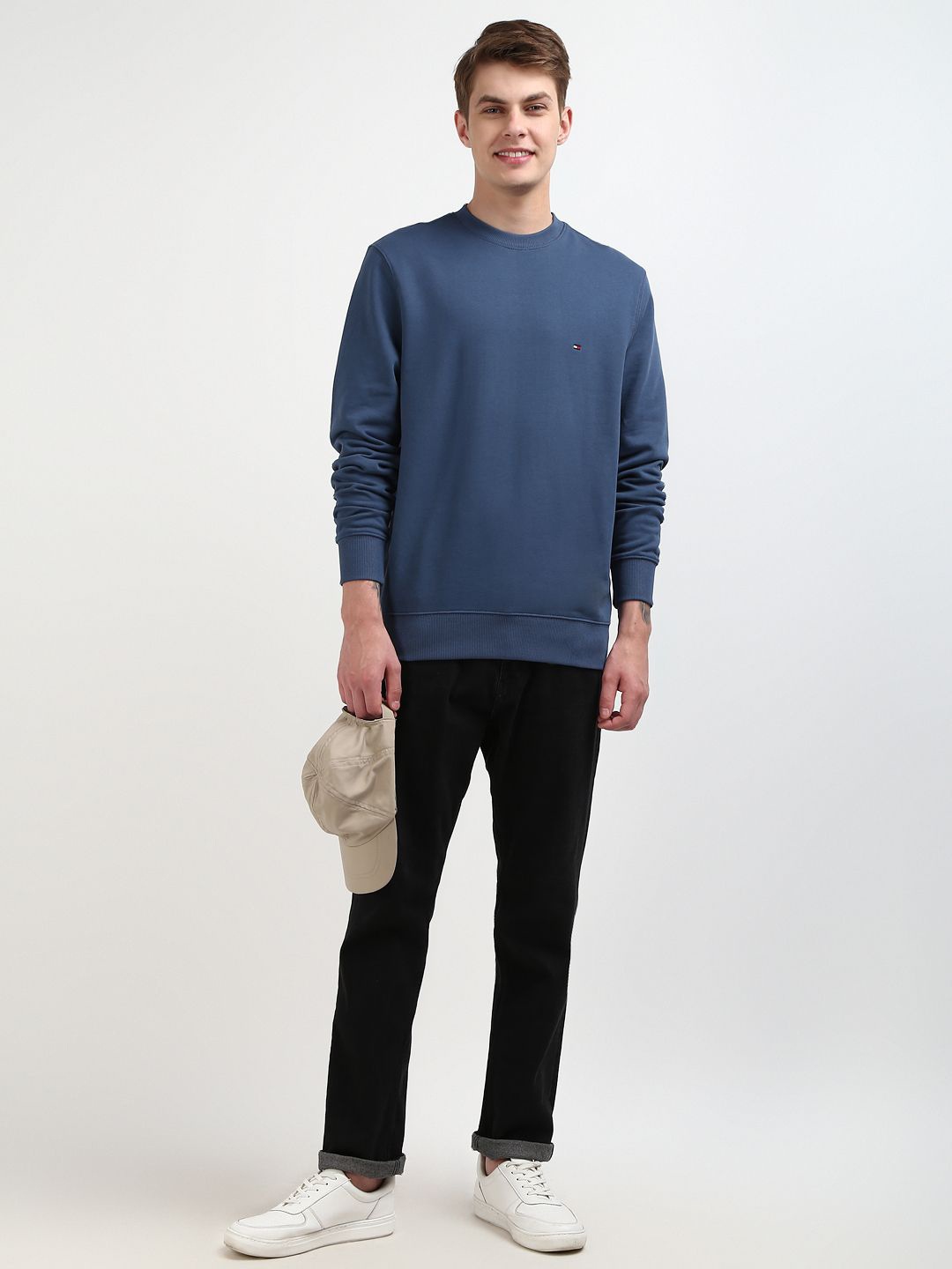 

Tommy Hilfiger Men Solid Long Sleeves Sweatshirt, Blue