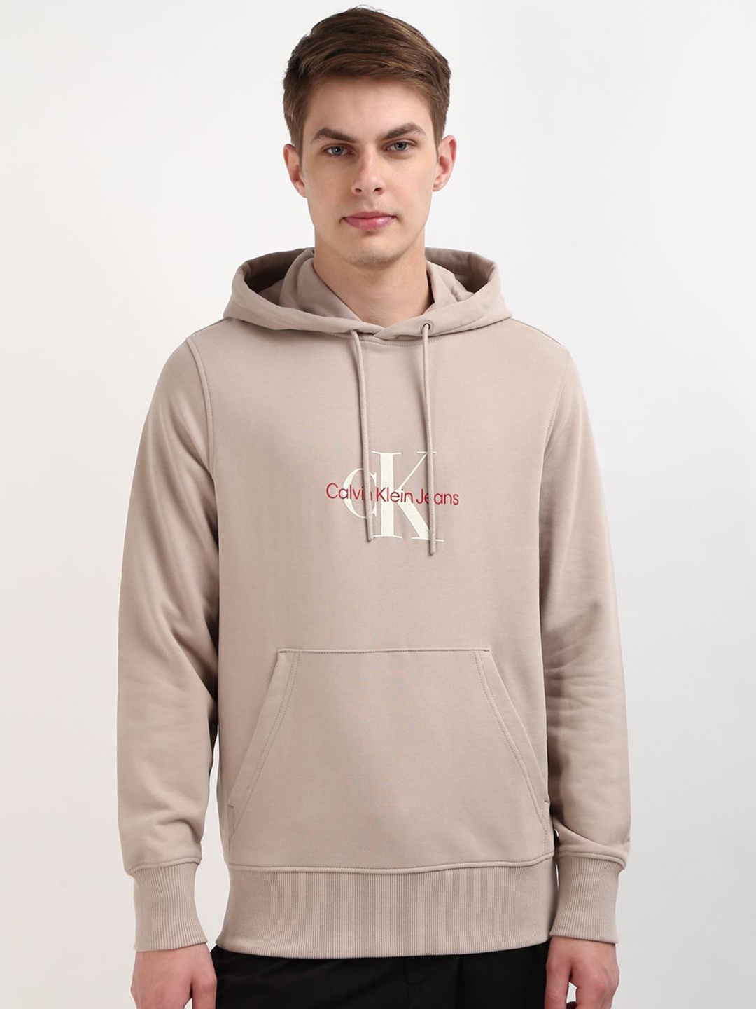 

Calvin Klein Jeans Men Hooded Sweatshirt, Pink