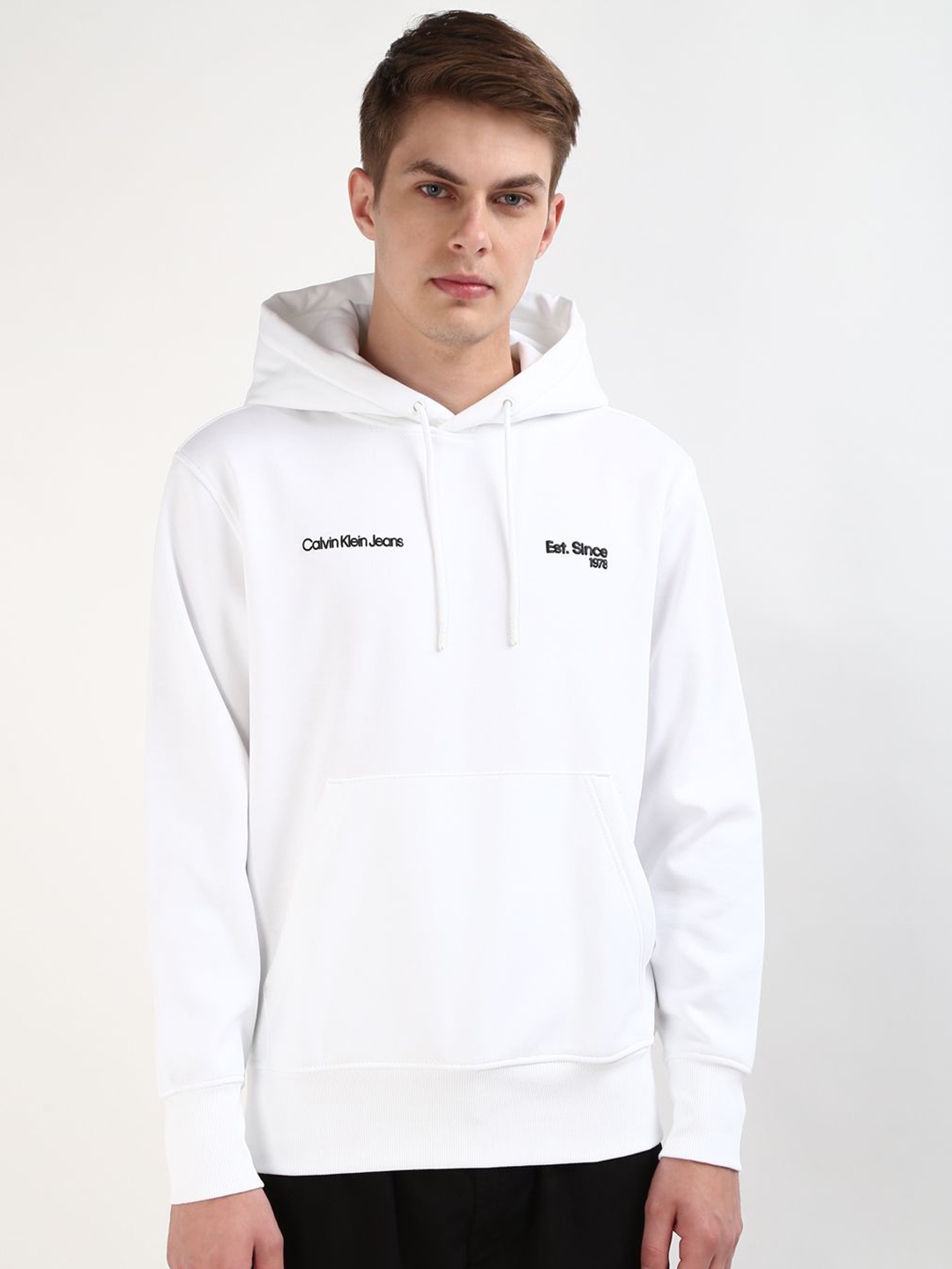 

Calvin Klein Jeans Men Hooded Sweatshirt, White