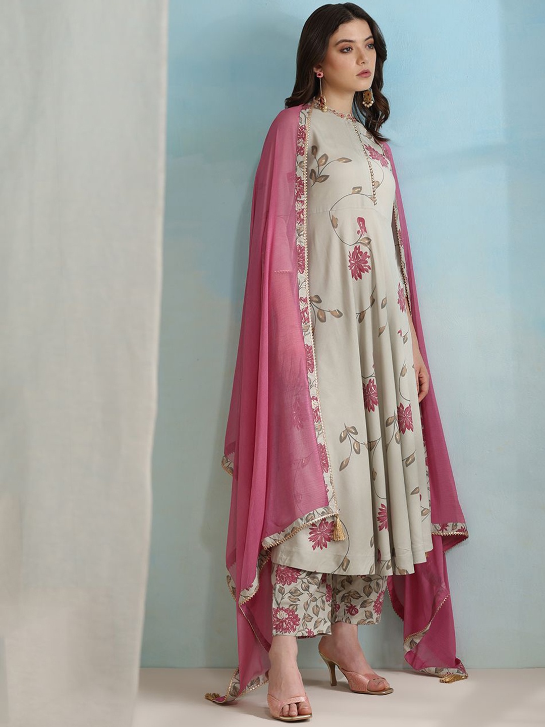 

Khushal K Floral Printed Mandarin Collar A-Line Kurta with Palazzo & Dupatta, Grey