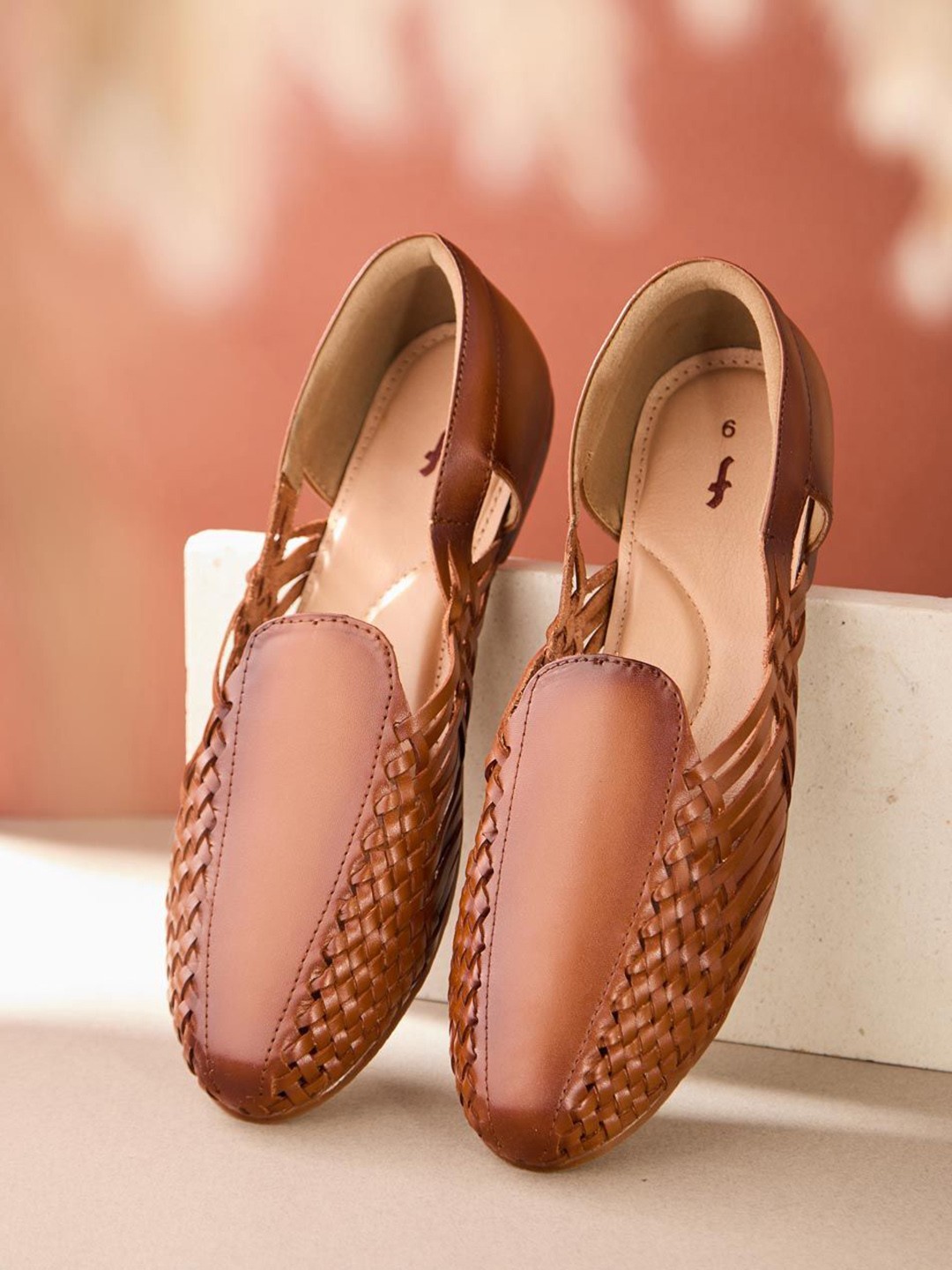 

Fabindia Men Textured Round Toe Leather Loafers, Brown