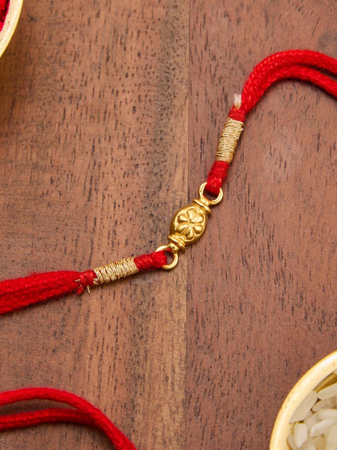 

Fabindia Thread Rakhi With Roli Chawal, Gold