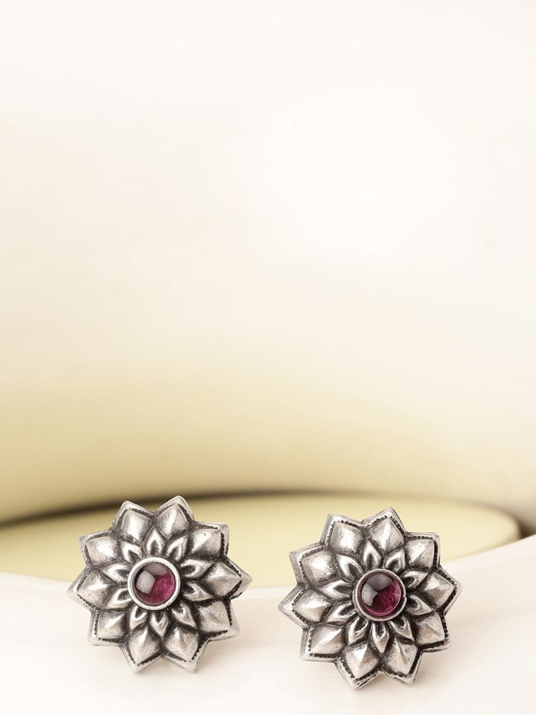 

Fabindia Silver Studs Earrings