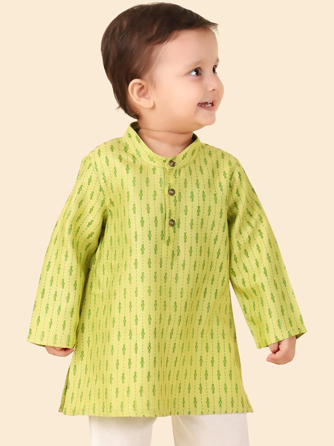 

Fabindia Boys Ethnic Motifs Printed Mandarin Collar Straight Kurta, Green