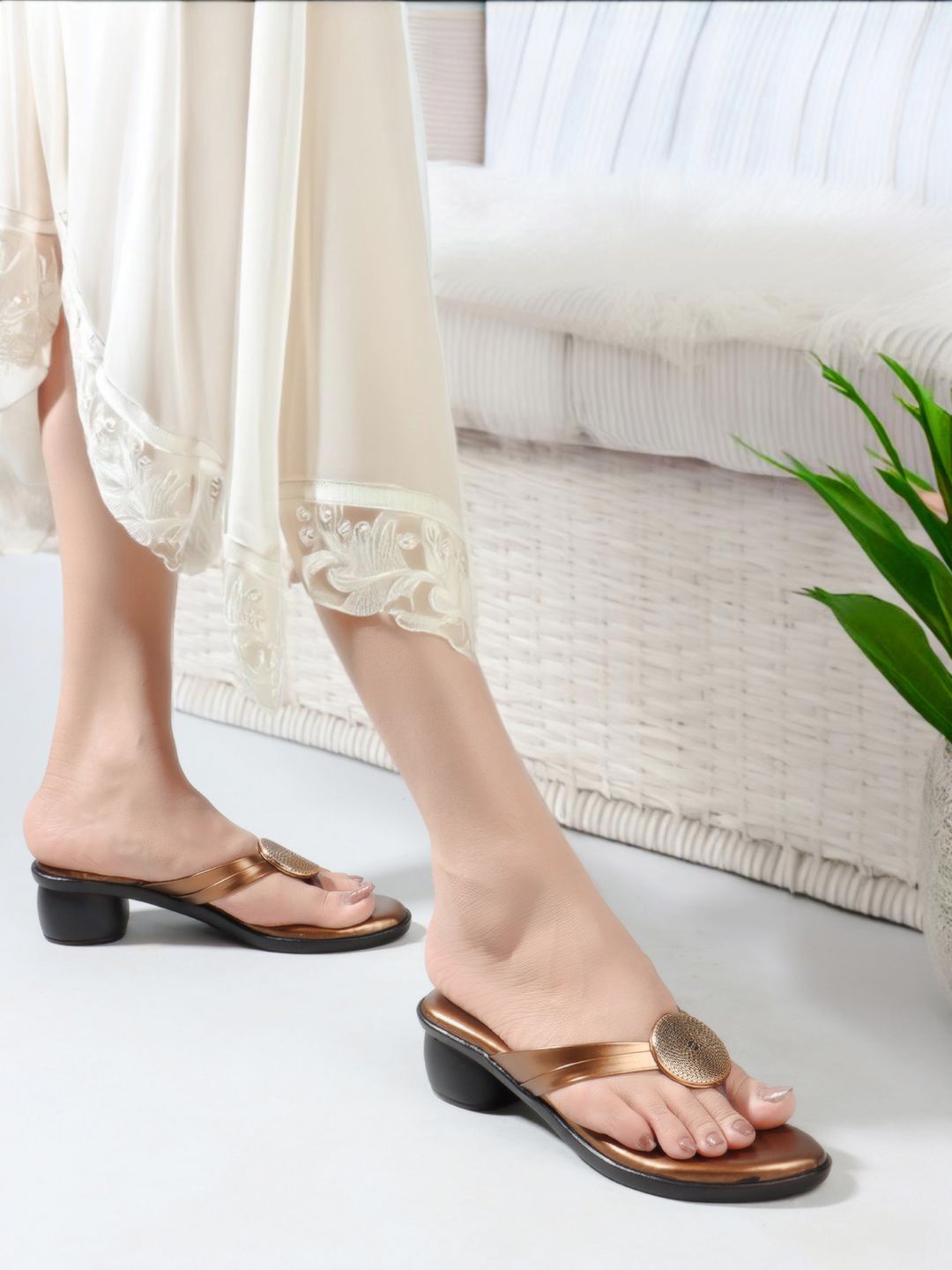 

Mast & Harbour Copper-Toned Textured Open Toe Block Heels