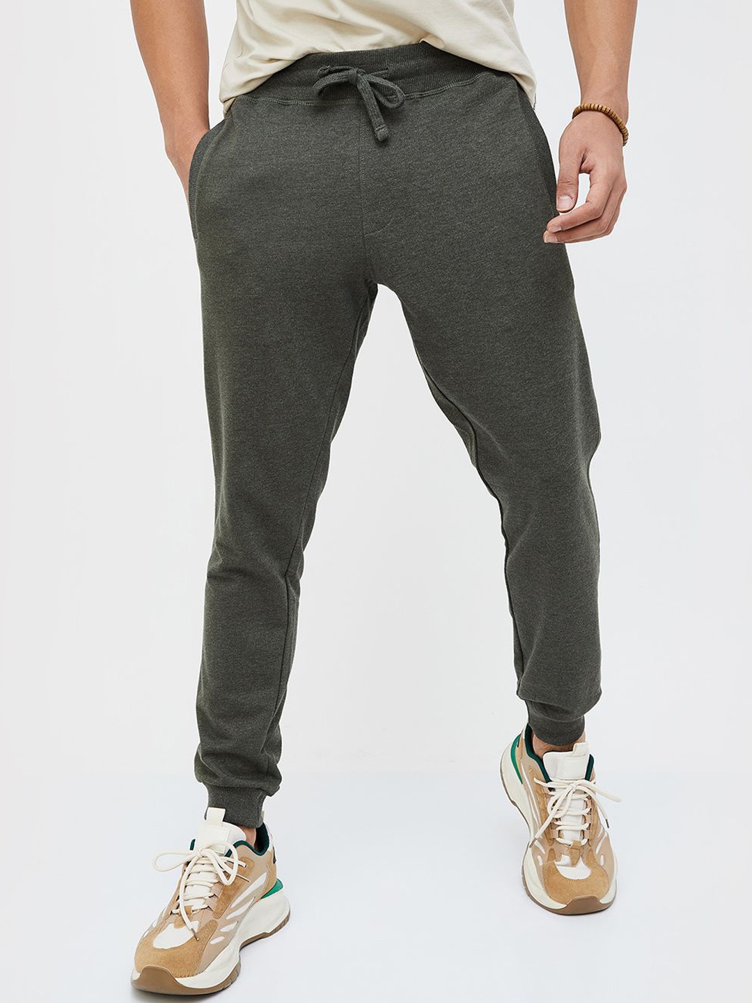 

Fame Forever by Lifestyle Men Slim-Fit Mid Rise Joggers, Olive