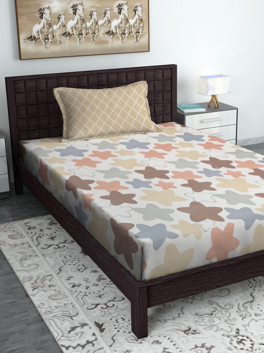

HOSTA HOMES Cream & Grey 300 TC Conversational Single Bedsheet With 1 Pillow Covers