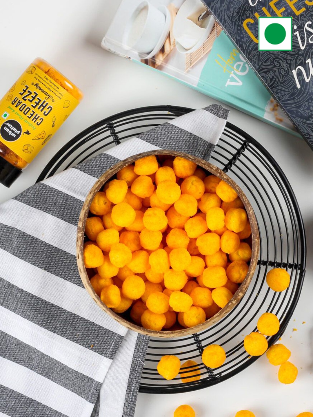 

URBAN PLATTER Cheese Balls - 100g, Orange