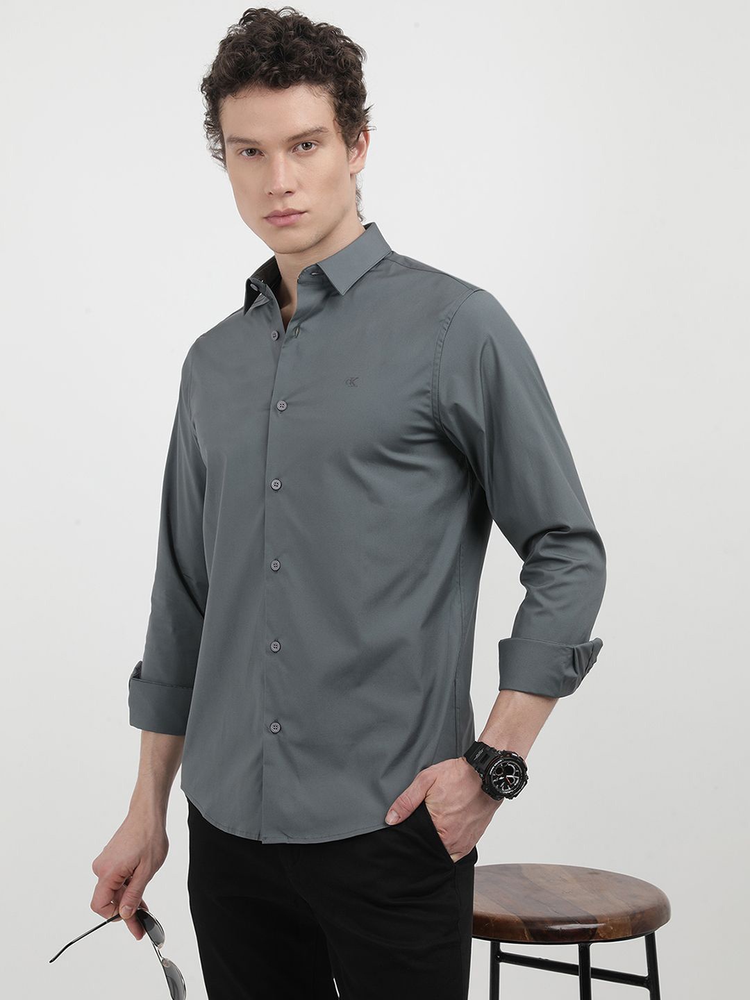 

Calvin Klein Men Solid Slim Fit Opaque Casual Shirt, Grey