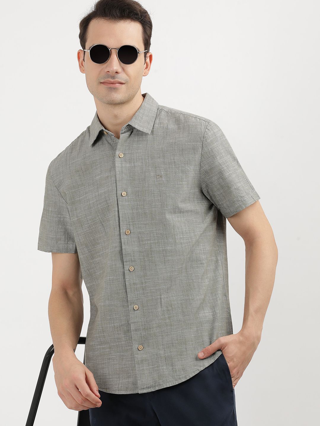 

Calvin Klein Men Solid Cotton Opaque Casual Shirt, Grey