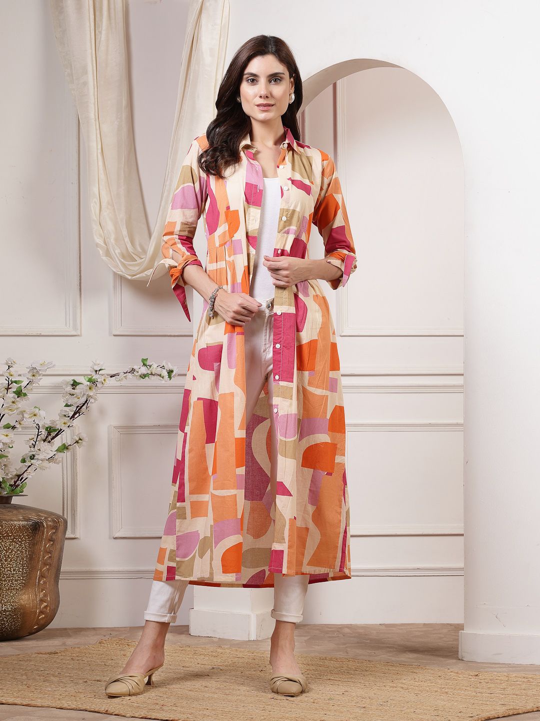

LARGISH Abstract Printed Shirt Collar Cotton Shrug, Orange