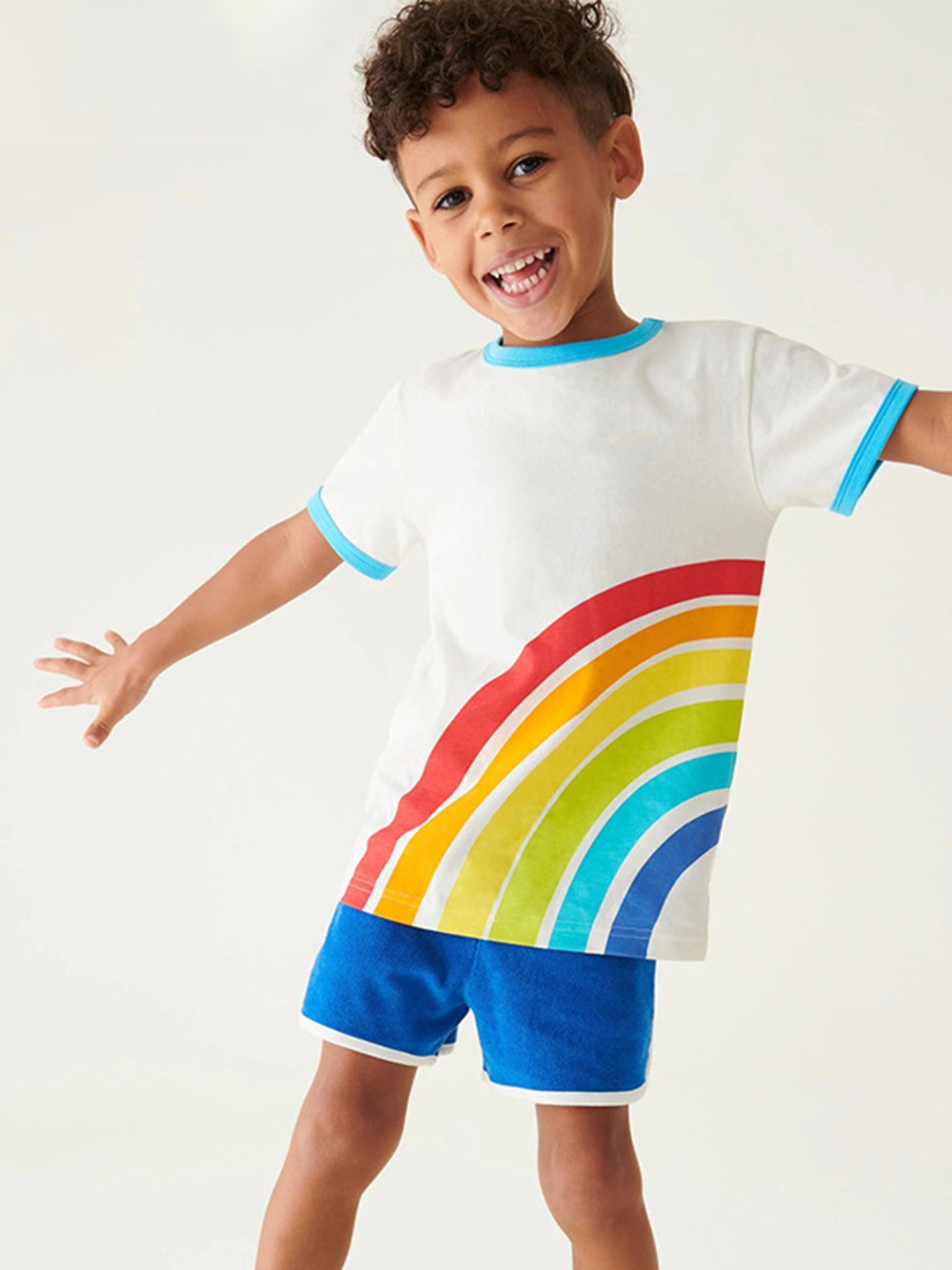 

StyleCast Boys Colourblocked Solid Round Neck Cotton T-shirt, White