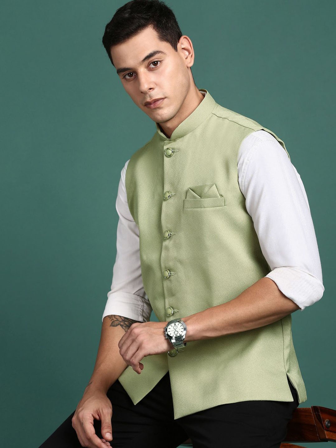 

SHOWOFF Men's Mandarin Collar Nehru Jackets, Green