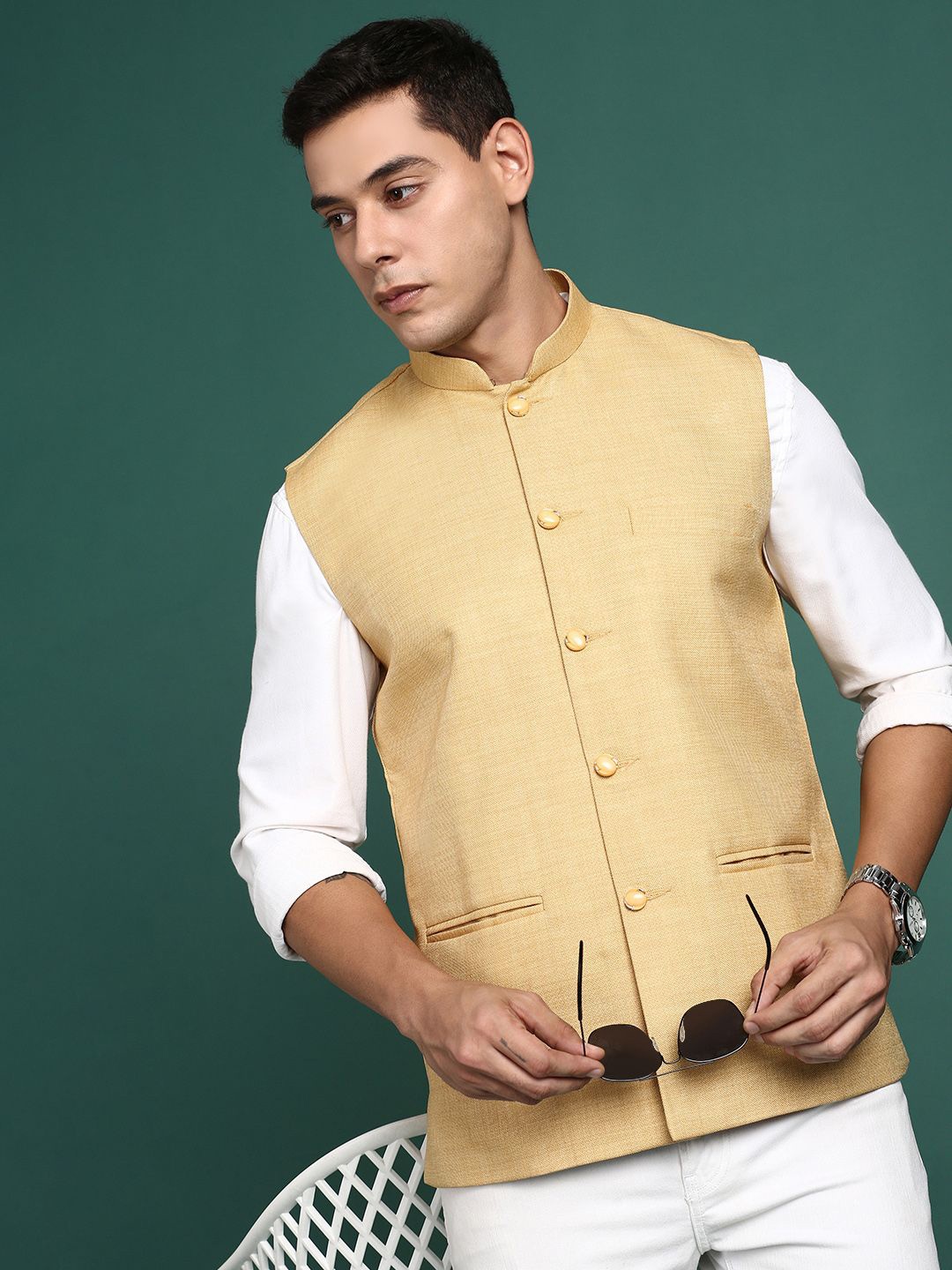 

SHOWOFF Men's Woven Slim-Fit Nehru Jackets, Beige