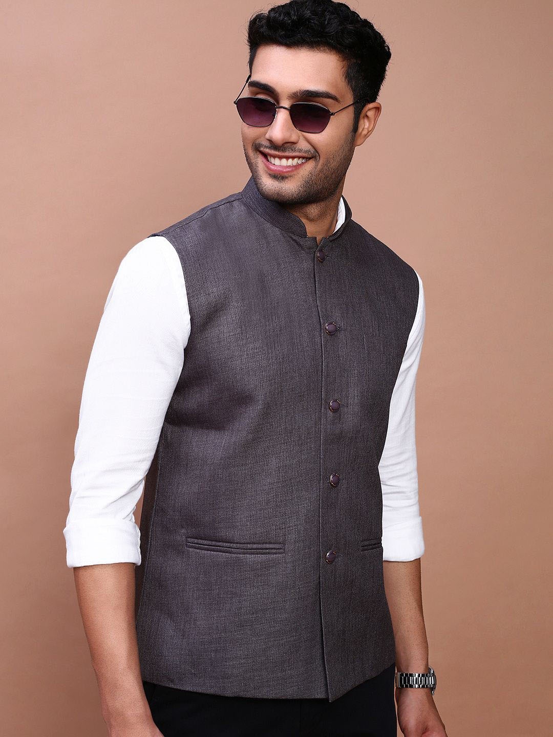 

SHOWOFF Men's Slim Fit Woven Nehru Jacket, Charcoal