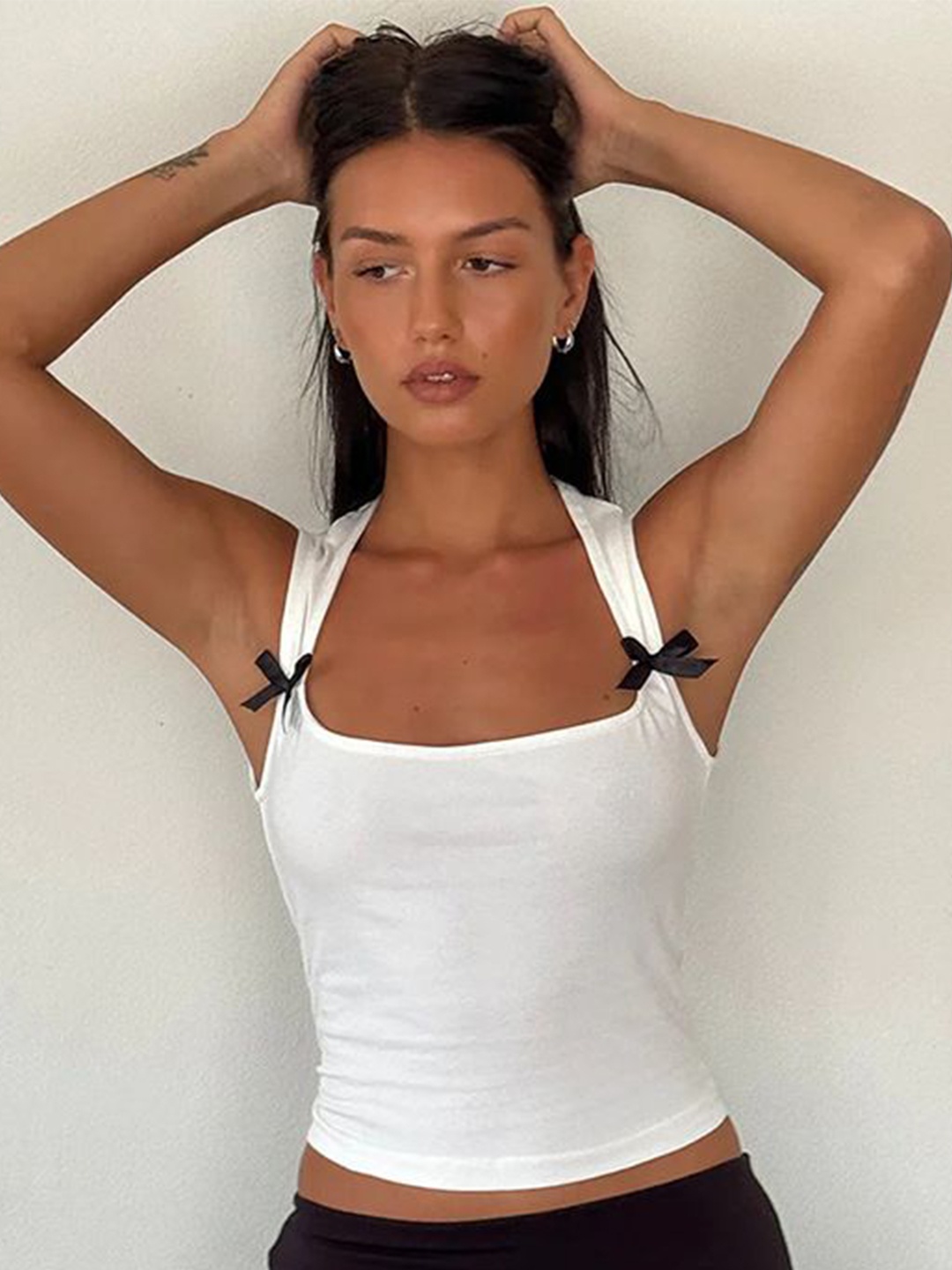 

StyleCast x Revolte Women Solid Shoulder Straps Crop Top, White