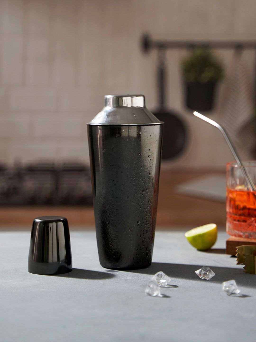 

DecorTwist Black Stainless Steel Cocktail Shakers