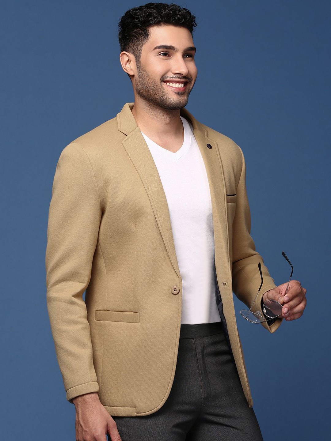 

SHOWOFF Notched Lapel Collar Cotton Slim-Fit Single-Breasted Blazer, Khaki