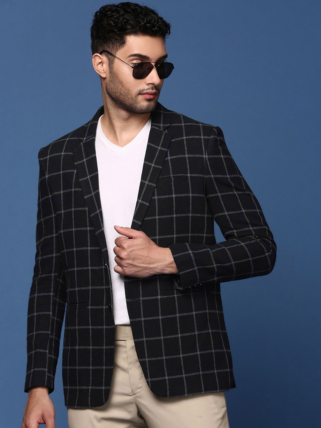 

SHOWOFF Checked Notched Lapel Slim Fit Single Breasted Cotton Blazer, Black