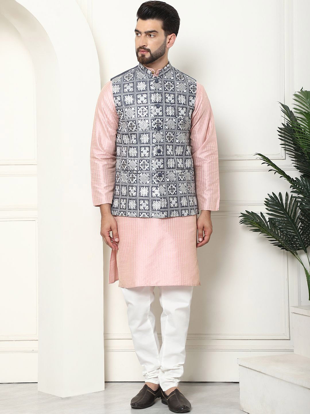 

SOJANYA Striped Thread Work Regular Kurta with Churidar & Nehru Jacket, Pink