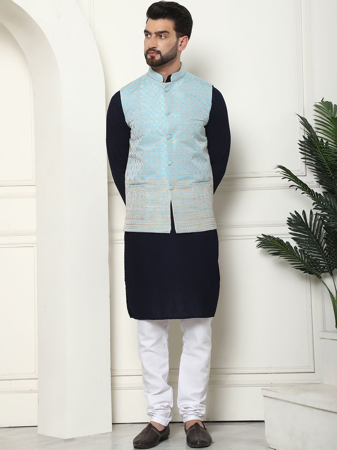 

SOJANYA Regular Pure Cotton Straight Kurta with Churidar & Jacket Set, Navy blue