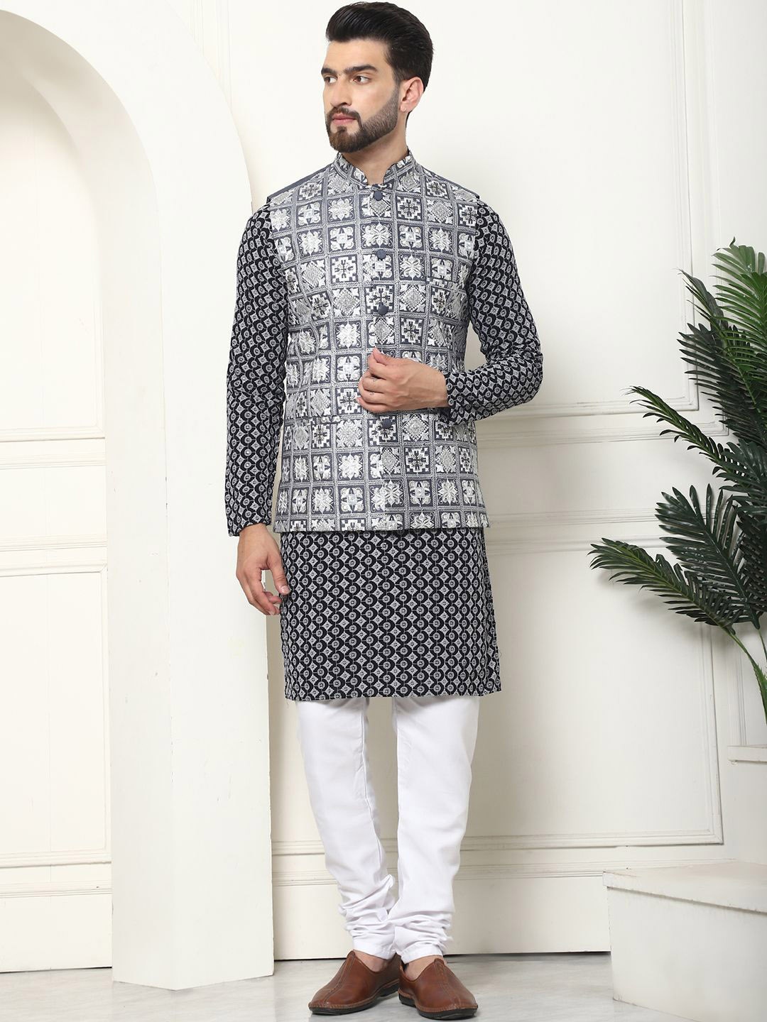 

SOJANYA Embroidered Regular Thread Work Pure Cotton Kurta with Churidar & Nehru Jacket, Grey