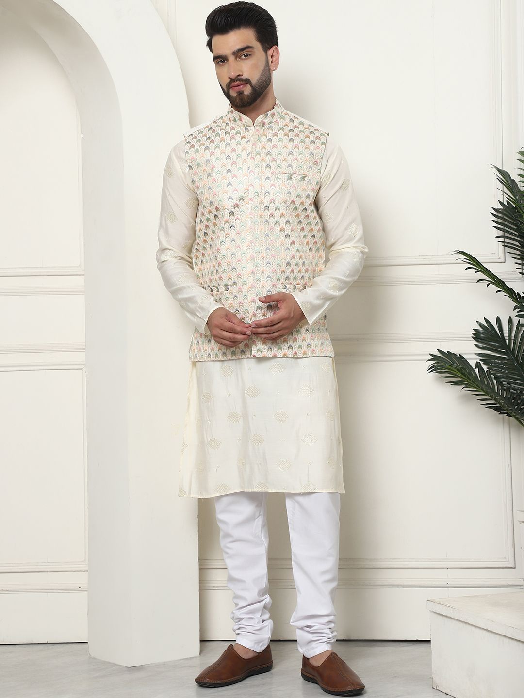 

SOJANYA Embroidered Thread Work Cotton Silk Kurta With Churidar & Nehru Jacket, Cream