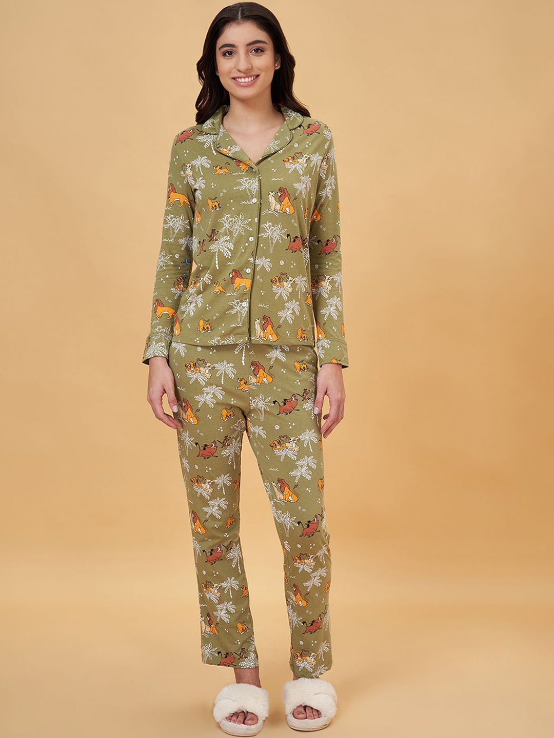 

Dreamz by Pantaloons Graphic Printed Lapel Collar Pure Cotton Night suit, Green