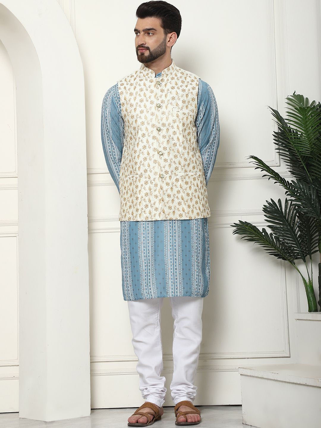 

SOJANYA Printed Regular Thread Work Straight Kurta with Churidar, Teal