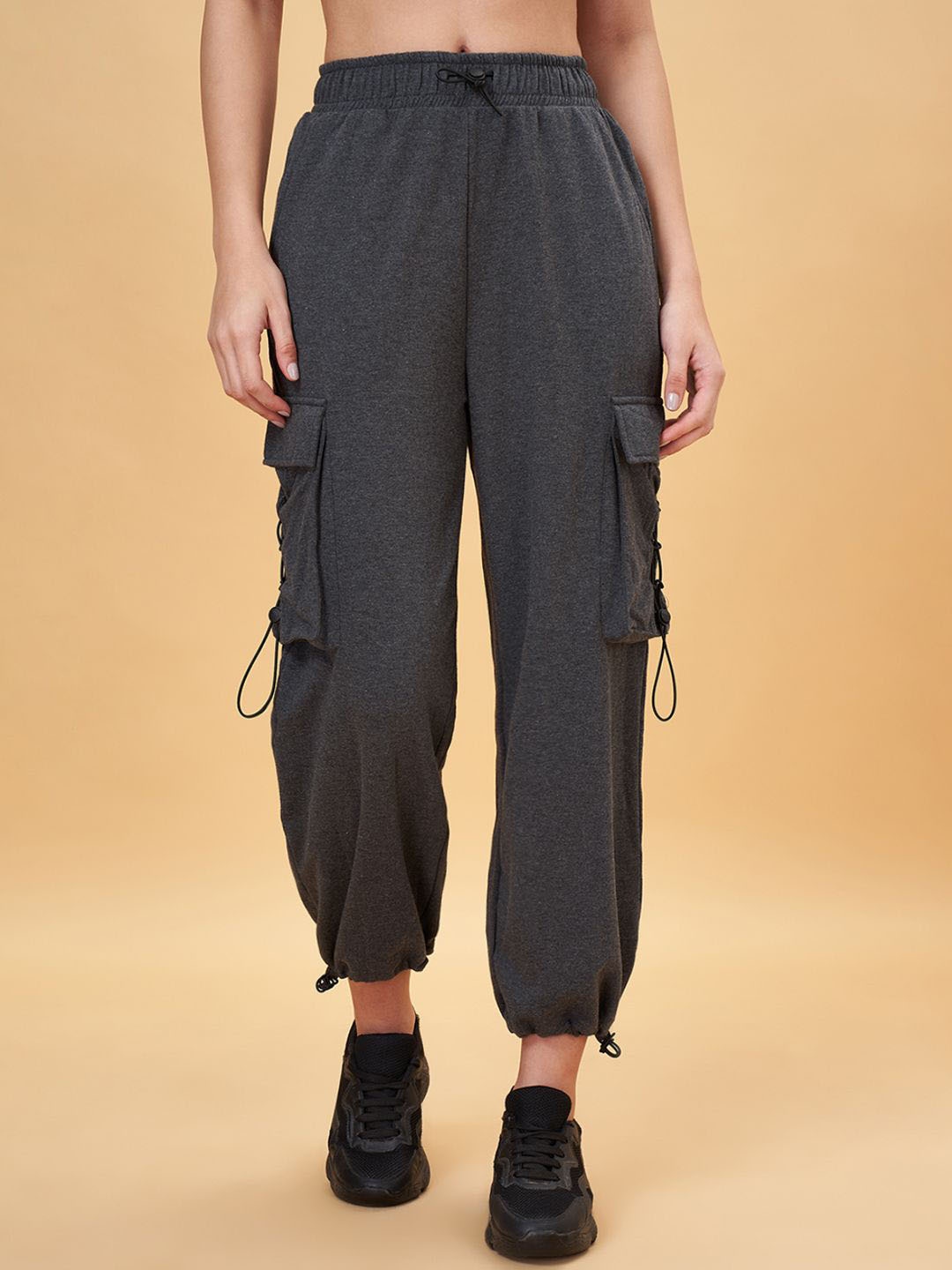 

Ajile by Pantaloons Women Pure Cotton Mid Rise Parachute Trousers, Grey