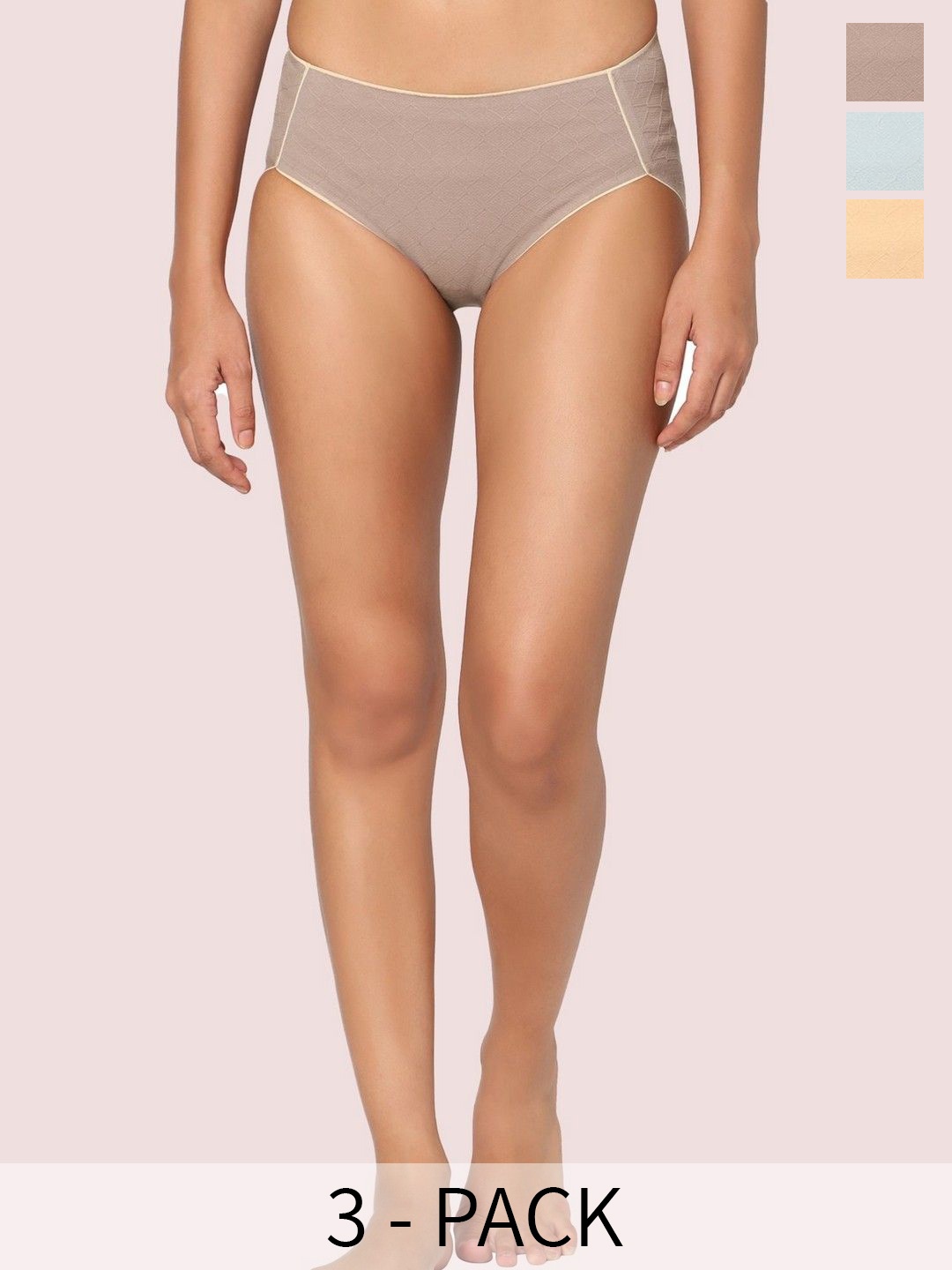 

INTIMATE QUEEN Pack Of 3 Seamless Moisture-Wick Hipster Briefs With Anti Bacterial, Brown