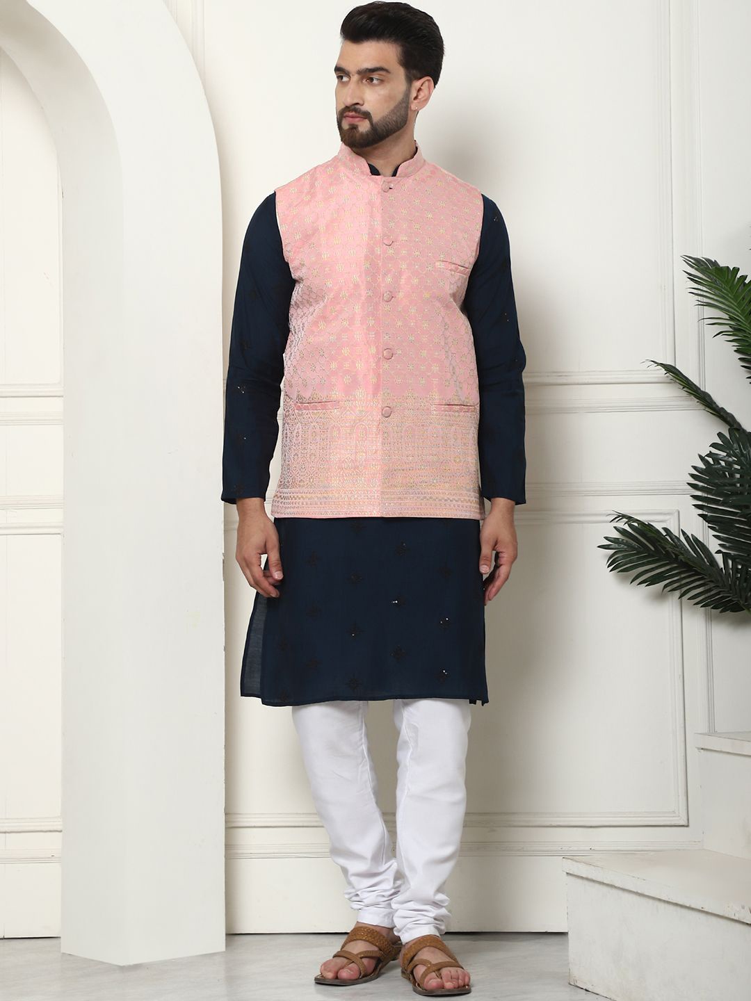 

SOJANYA Embroidered Regular Straight Kurta with Churidar, Navy blue