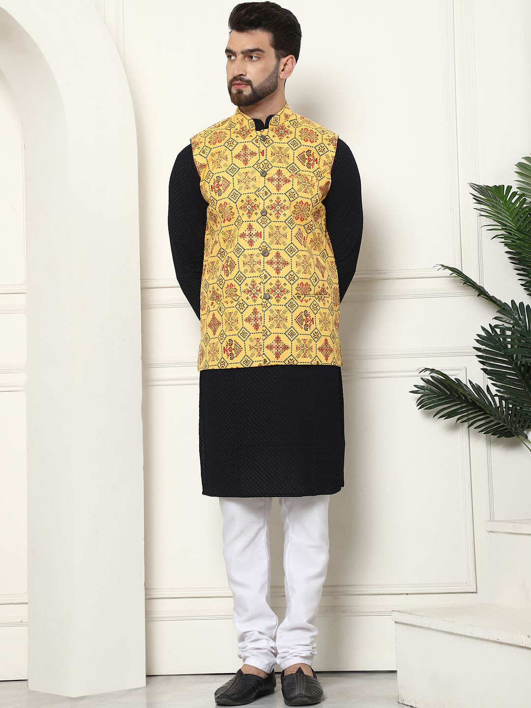 

SOJANYA Floral Embroidered Thread Work Pure Cotton Kurta with Churidar & Nehru Jacket, Black