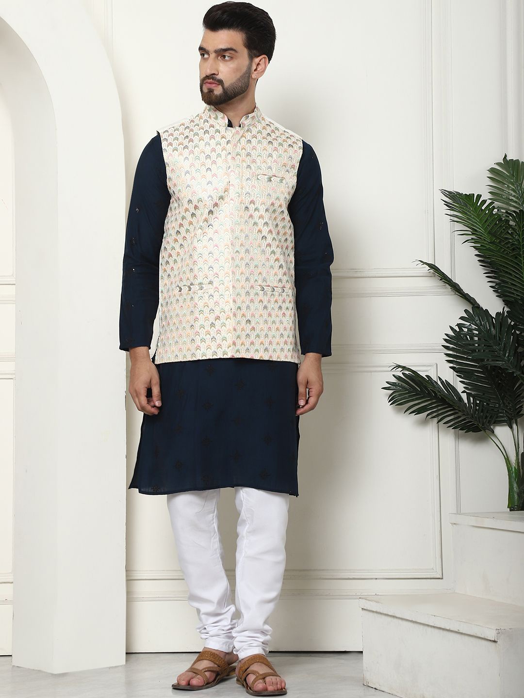 

SOJANYA Ethnic Motifs Embroidered Regular Sequinned Kurta with Churidar, Teal