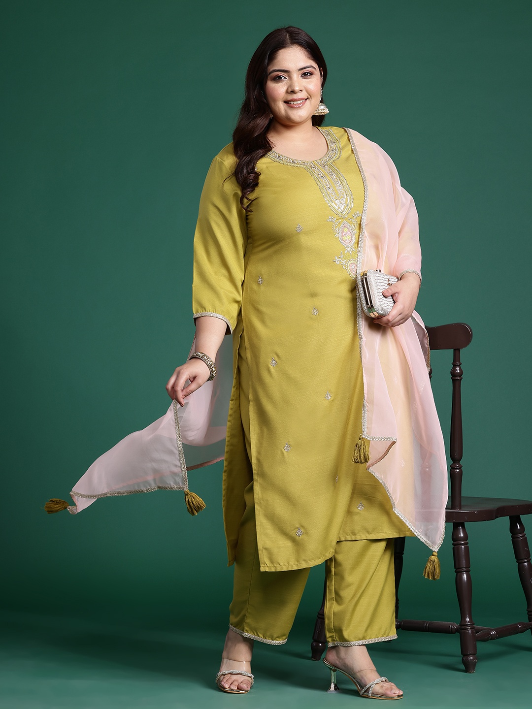 

Indo Era Plus Size Ethnic Motifs Embroidered Sequinned Kurta With Trousers & Dupatta, Olive