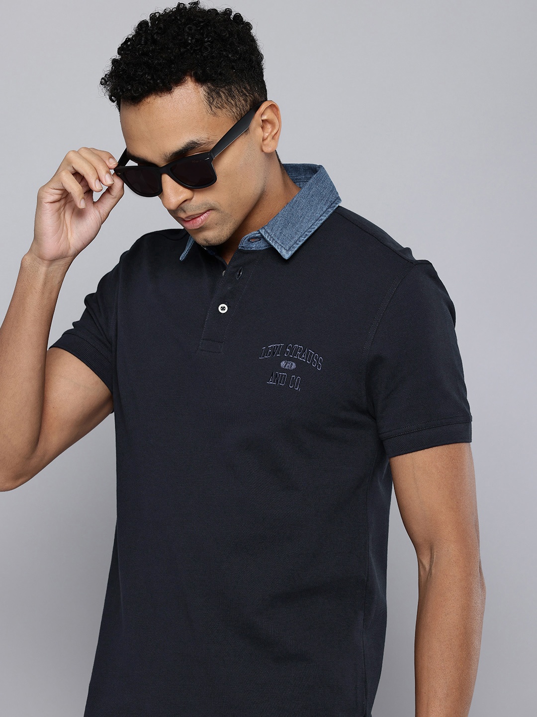 

Levis Polo Collar Pure Cotton Slim Fit T-shirt, Navy blue
