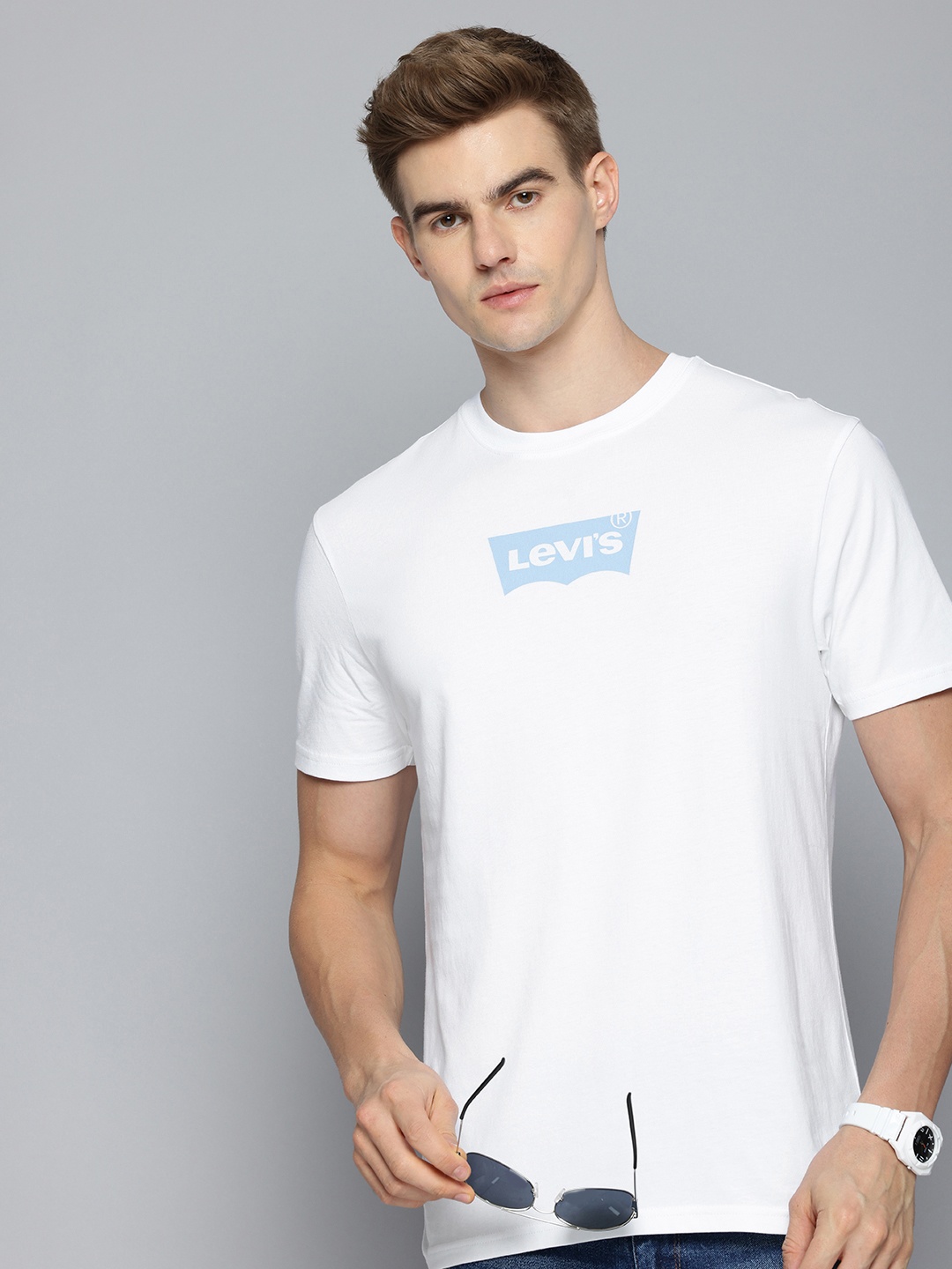 

Levis Brand Logo Printed Pure Cotton Slim Fit T-shirt, White