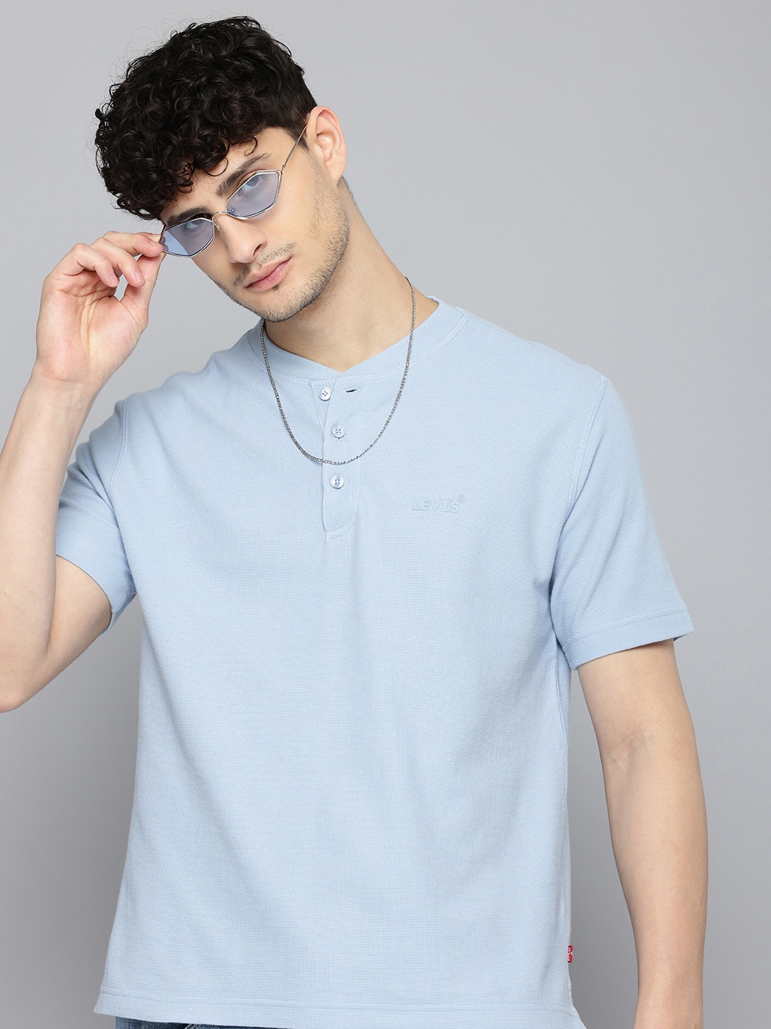 

Levis Henley Neck Pure Cotton T-shirt, Blue