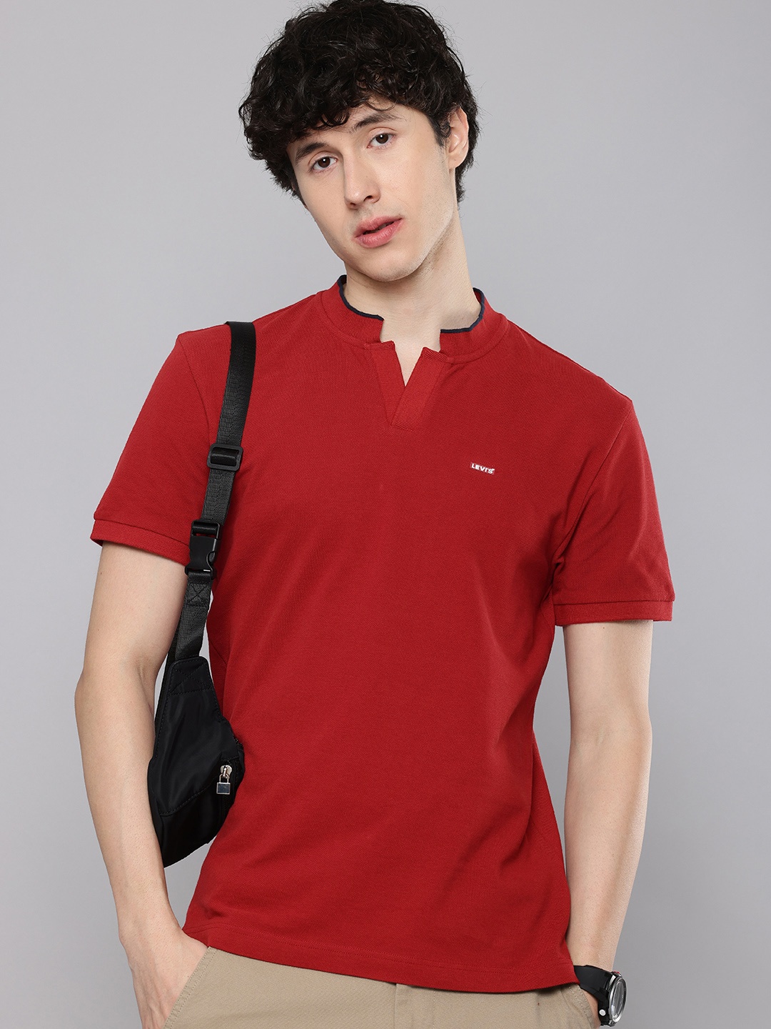 

Levis Pure Cotton Mandarin Collar Slim Fit T-shirt, Maroon