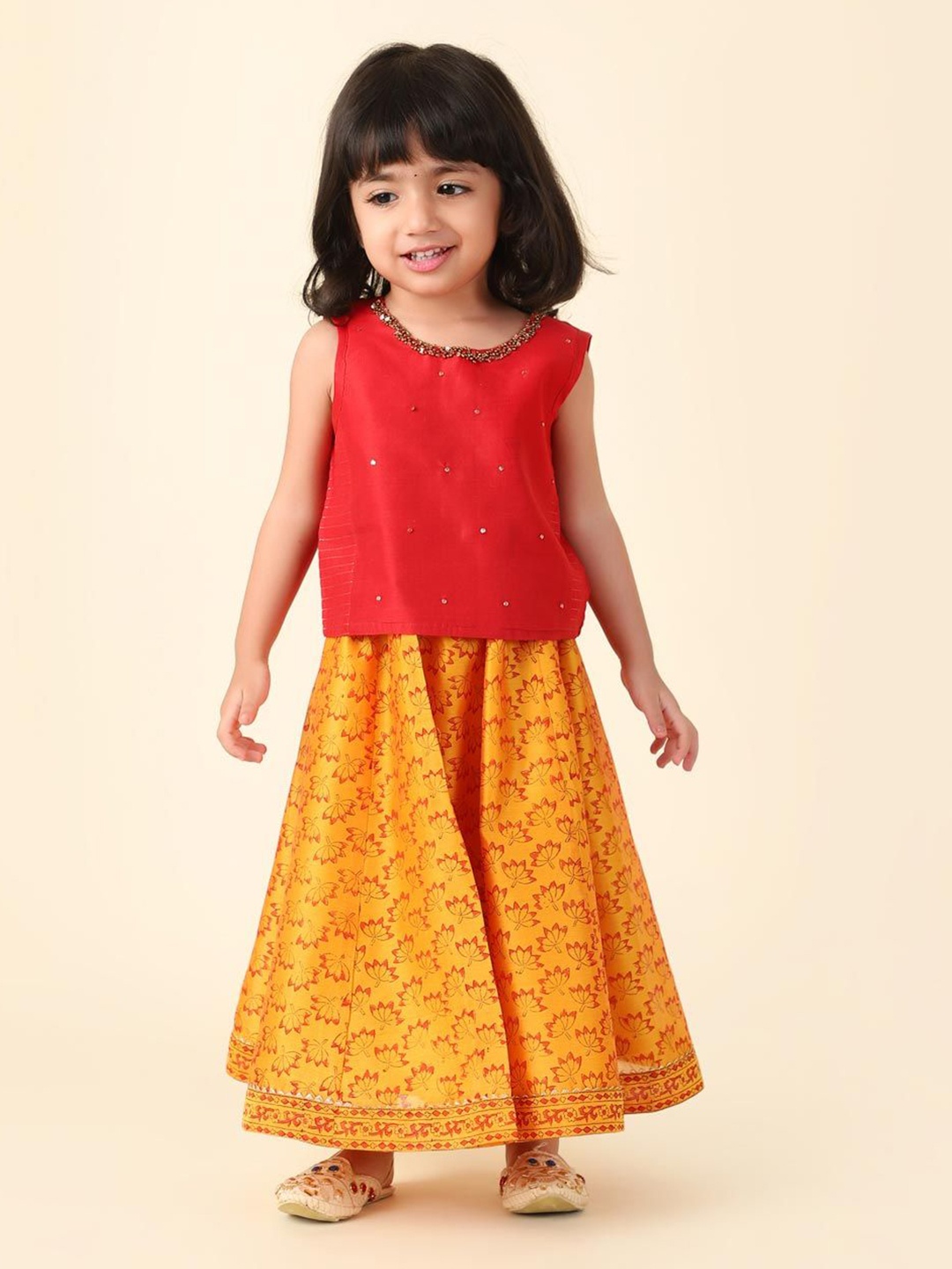 

Fabindia Girls Floral Embroidered Sequinned Cotton Ready to Wear Lehenga & Blouse, Red